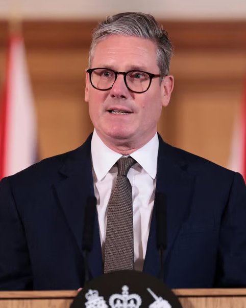 A leadership crisis threatens Starmer's future at Downing Street