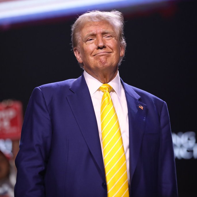 Trump stresses the priority of preventing Iran from acquiring a nuclear weapon over economic conditions