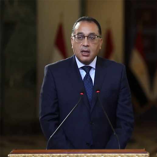رئيس الوزراء يتفقد أعمال إحياء شارع الفن بوسط القاهرة