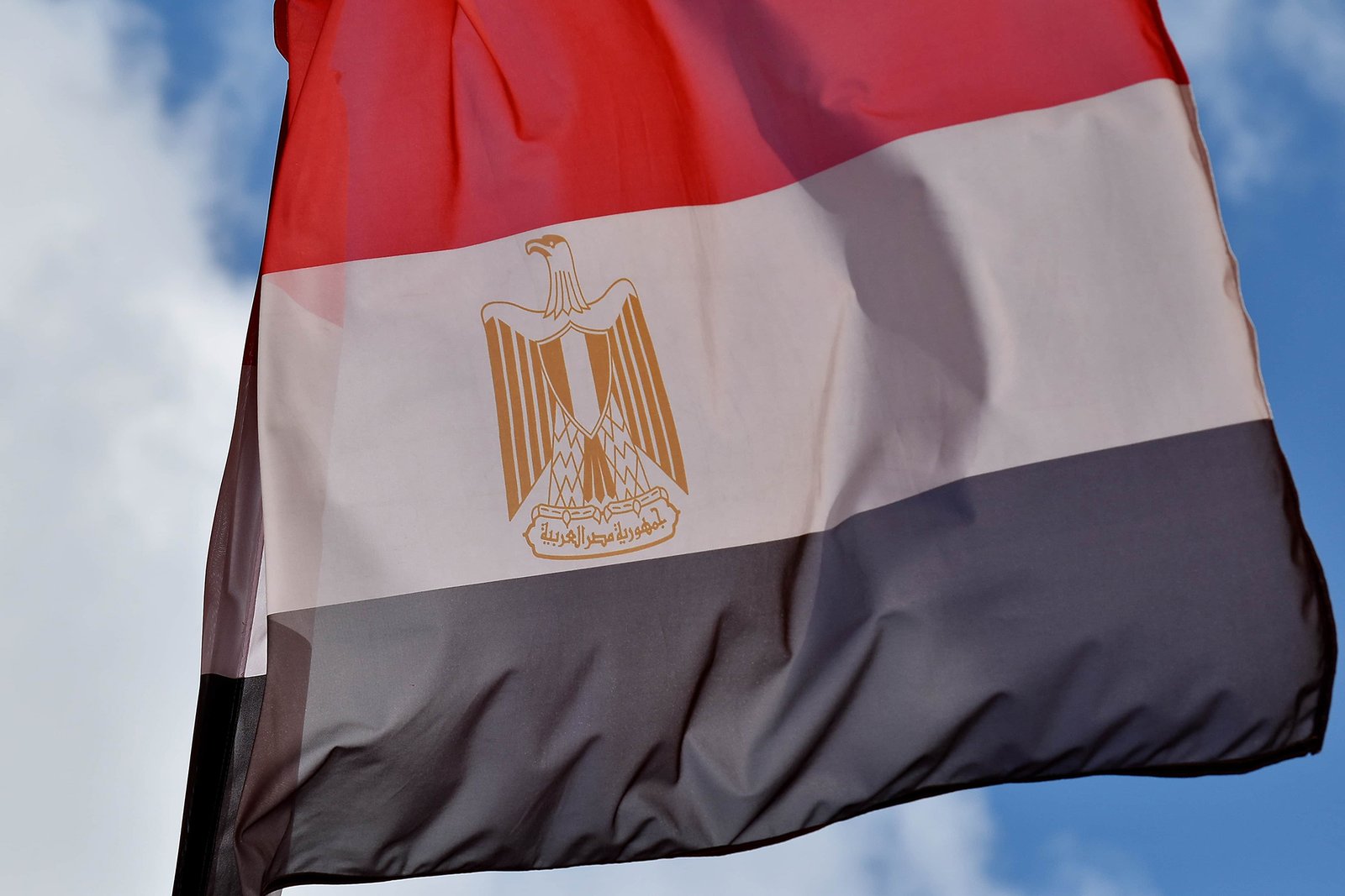 القاهرة تستنكر الاعتداء على السعودية بالطائرات المسيرة