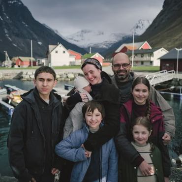 "Fjord" يحصد السعفة الذهبية لمهرجان كان 2026
