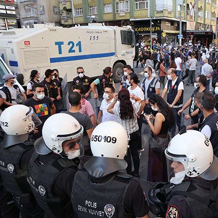 الشرطة التركية تقتحم مقر المعارضة الرئيسي في أنقرة